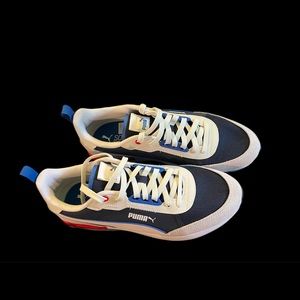 Puma R22 Jogger Sneaker